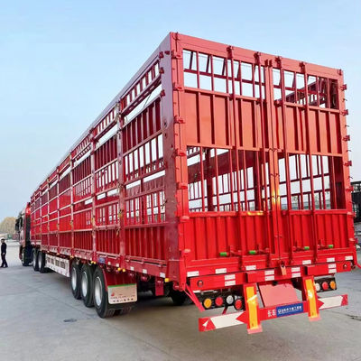 Μέγιστο ωφέλιμο φορτίο 30000 kg Διπλό κατάστρωμα Ζώα Πουλερικά Κτηνοτροφία Ημικυριόδρομο με 3/4 άξονες