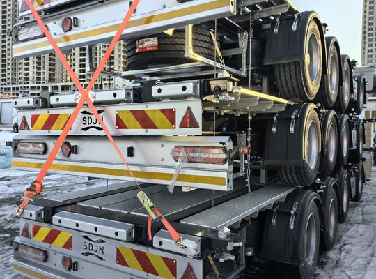 Τριάξονα Κοντέινερ Τάξι Σκελετό ρυμουλκούμενο για μεταφορά κοντέινερ Προσαρμοσμένο χρώμα