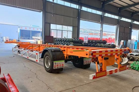 Τεχνουργήματα προσγείωσης 28ton/pc 3 άξονας 40ft 20ft δοχείο δοχείο σκελετός ημιπροκατασκευή για φορτηγό