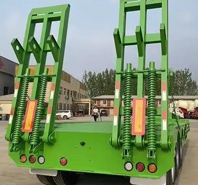 150 τόνους μέγιστη φόρτωση Lowboy Lowbed Semi Trailer για βαριά μεταφορά Προσαρμόσιμη