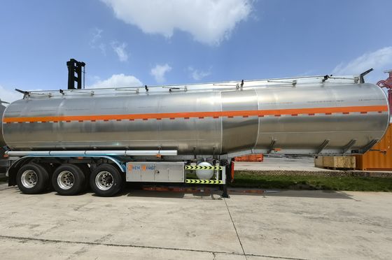 Ελαττωματική 3 άξονας 4 άξονας 36000-50000 λίτρα δεξαμενή καυσίμου ημιπροωθητήρα από Wosheng