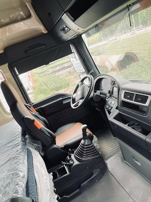 Σίτρακ G7W 4x2 6x4 Euro6 Diesel ελκυστήρας φορτηγό με εναέρια ανάρτηση και χειροκίνητη μετάδοση