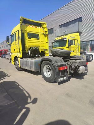 4X2 6X4 Χρησιμοποιούμενα ελκυστήρα Sinotruk Sitract με χειροκίνητη ή αυτόματη μετάδοση