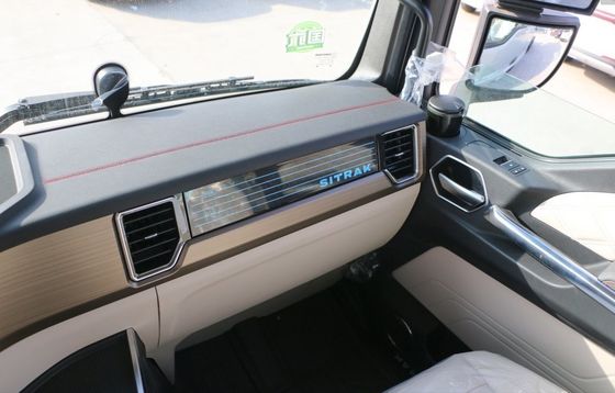 400/450HP Χρησιμοποιούμενο HOWO Τρακτέρ Κεφαλή φορτηγού SITRAK C7H 6*4 για τη μεταφορά βαρέων φορτηγών