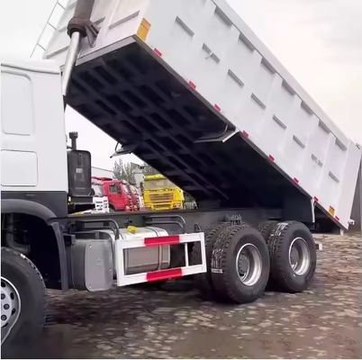 Χρησιμοποιούμενο 336HP HOWO με 3 επιβάτες