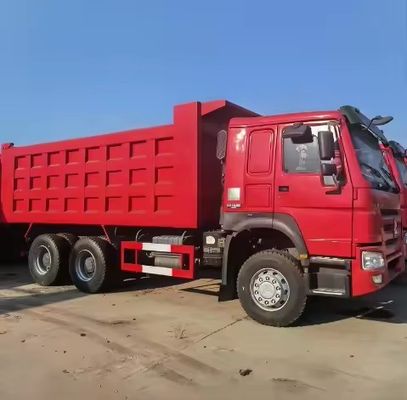 Ακαθάριστο βάρος οχήματος 20000 kg Χρησιμοποιούμενα ελαφρά έλκοντα φορτηγά 6x4 για τη μεταφορά χύδην εμπορευμάτων