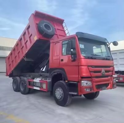 Ακαθάριστο βάρος οχήματος 20000 kg Χρησιμοποιούμενα ελαφρά έλκοντα φορτηγά 6x4 για τη μεταφορά χύδην εμπορευμάτων